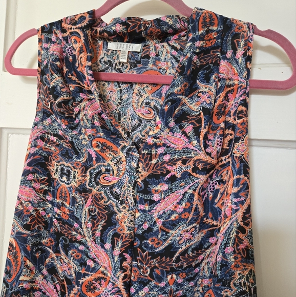 Spense Top - Picture 4 of 7